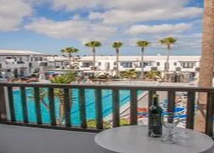 Hotel apartamentowy Plaza Azul 2*