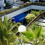 Plaza Azul 2*