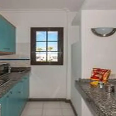 蓝色广场酒店 公寓式酒店 卡门港