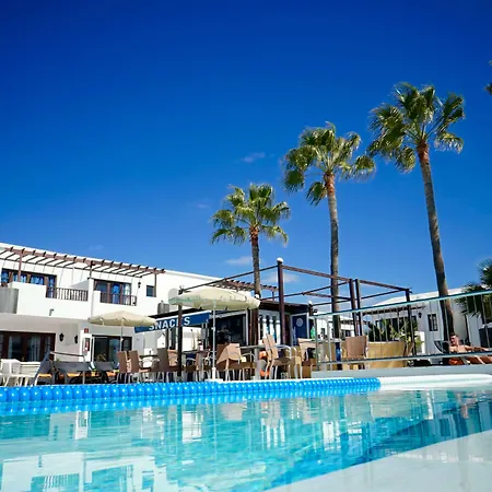 Plaza Azul Puerto del Carmen (Lanzarote)