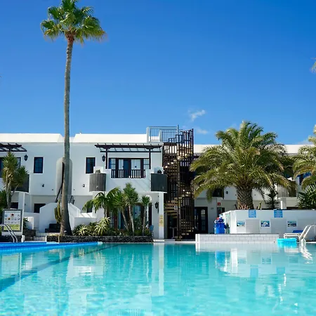Plaza Azul Puerto del Carmen (Lanzarote)