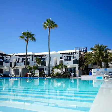 Aparthotel Plaza Azul 2*