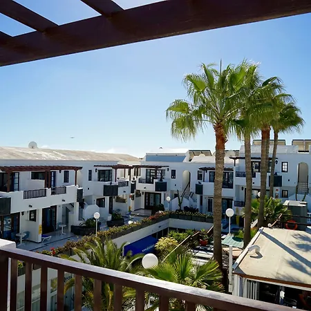 Plaza Azul Puerto del Carmen (Lanzarote)