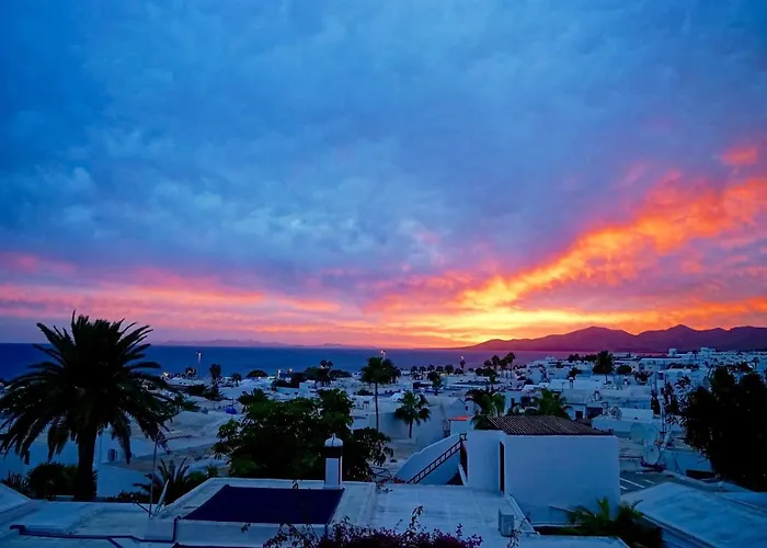 Plaza Azul Puerto del Carmen (Lanzarote)